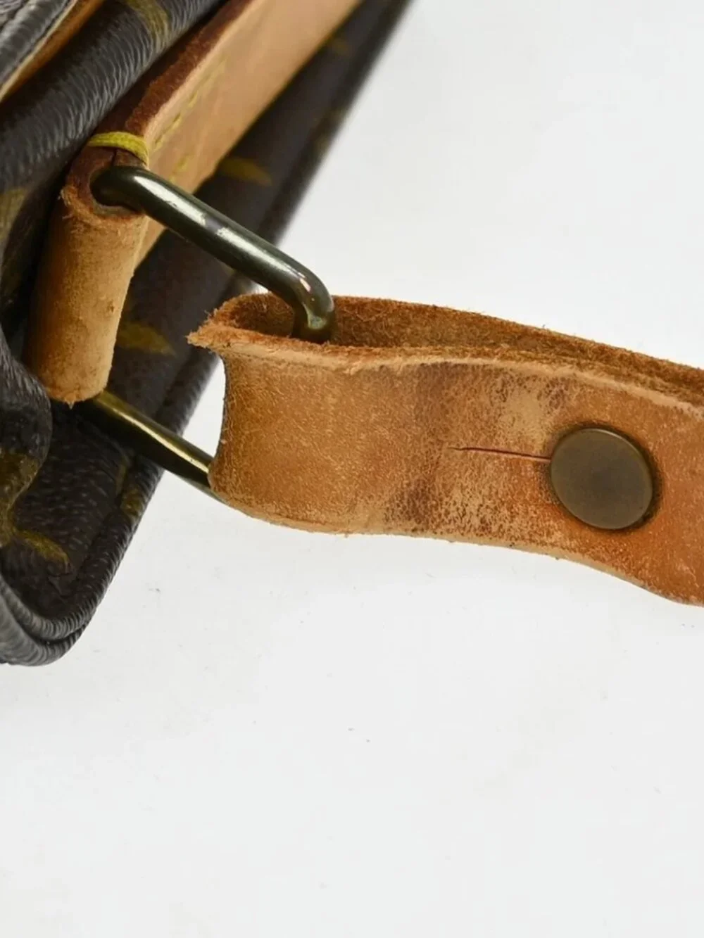 LOUIS VUITTON CARTOUCHIERE GM SHOULDER BAG MONOGRAM
